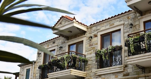 6. Foçamor Otel