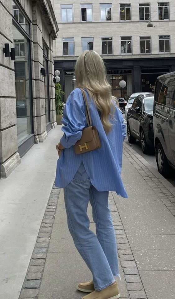 3. Dört mevsim gömlek modellerine şans verebilirsiniz.