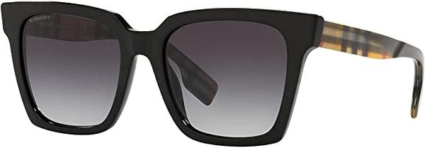 4. Burberry güneş gözlüğü