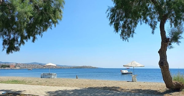 12. Adakent Plajı