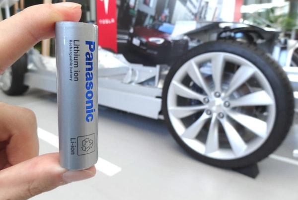 Ünlü şirket, elektrikli otomobil bataryalarında kullandığı lityum-iyon pillerin geliştirilmesi için yine başarılı bir enerji firması olan Nexeon ile beraber çalışma kararı aldı.