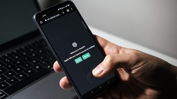 Halihazırda ülkemiz için yeni kullanıma açılan ChatGPT Android uygulamasının tam Türkçe dil desteğinden mahrum olduğunu da belirtelim.