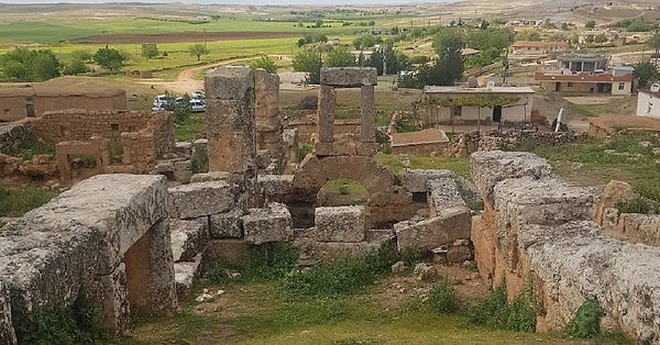 48. Tek Tek Dağları Millî Parkı