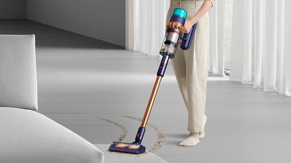 Dyson’ın geçtiğimiz Mayıs ayında tanıttığı bugüne kadarki en güçlü kablosuz süpürgesi Dyson Gen5detect, Türkiye’de satışa sunuldu.