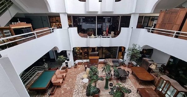 4. Mecidiyeköy Antikacılar Çarşısı