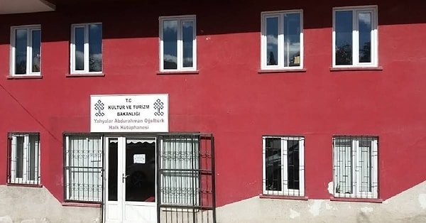 4. Yahyalar Abdurahman Oğultürk Halk Kütüphanesi