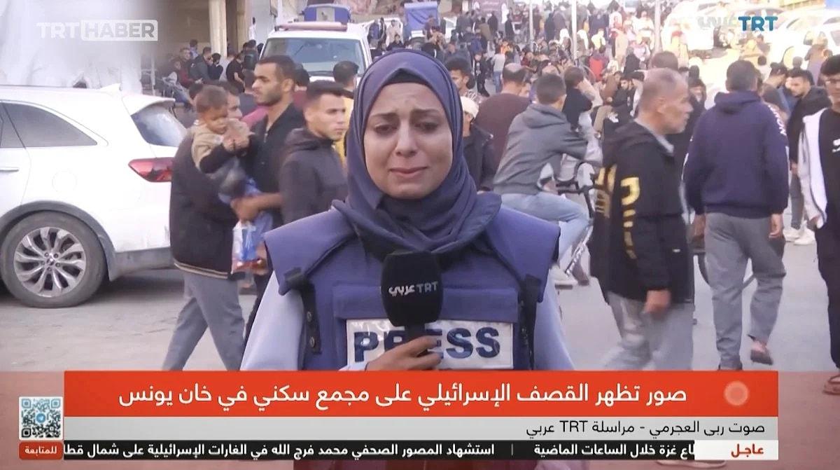 Ailesi de vurulan sitede yaşayan TRT Arabi Muhabiri Rubai Halit ise Gazze'den yaptığı canlı yayında gözyaşlarına hakim olamadı.