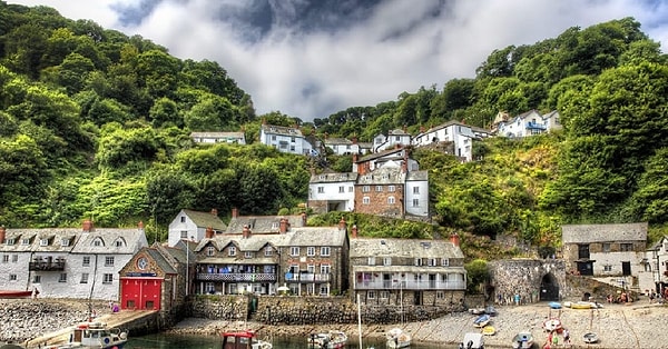 15. Clovelly