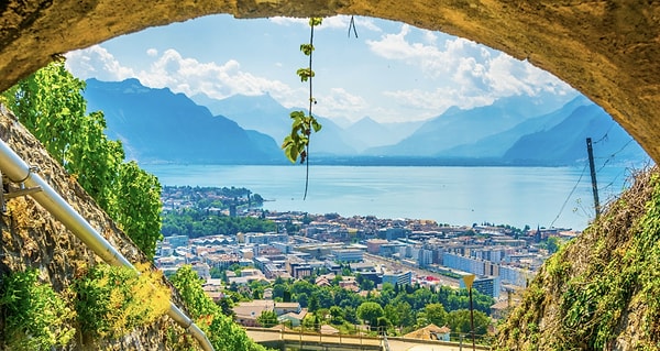 8. Vevey