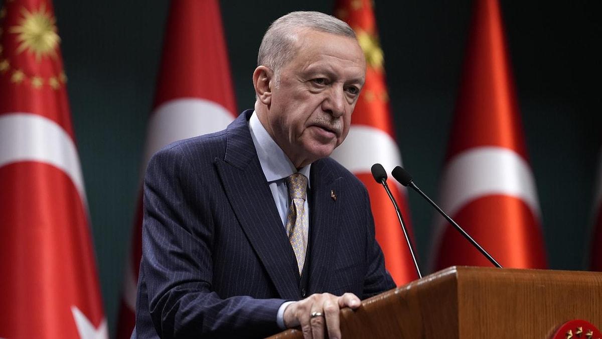 Cumhurbaşkanı Recep Tayyip Erdoğan, dün Kabine Toplantısı sonrasında İmamoğlu'nun gazetecilerle birlikte katıldığı Roma gezisine şöyle tepki göstermişti: 👇