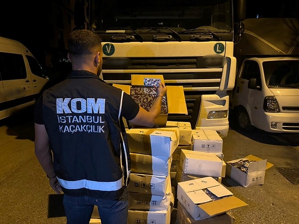 Zehir tacirleri, insanları uyuşturucuya alıştırmak için yeni bir yöntem olarak cinsel performans artırıcı ilaç adı altında uyuşturucu hap ticareti yapıyordu.