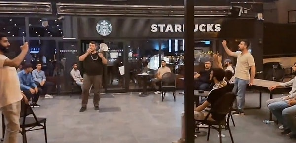 Diyarbakır'da İsrail'i protesto ettiği iddia edilen bir grup Kayapınar ilçesinde bulunan Mahabad Bulvarı'ndaki Starbucks şubesi ile Sur ilçesinde bulunan Burger King şubesine saldırmıştı.