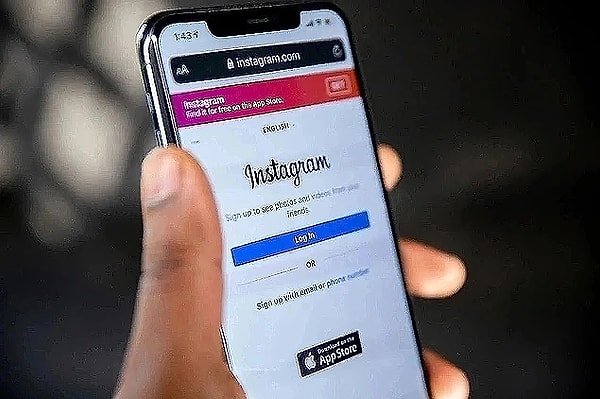 Bilgi Teknolojileri ve İletişim Kurumu (BTK), 2 Ağustos 2024'te Instagram'a erişim engeli getirmişti. Instagram'ın "katalog suçlara uymadığı" gerekçesiyle erişime kapatıldığı belirtildi. Şu ana kadar META yetkilileri ile yapılan görüşmelerden bir sonuç çıkmadı.