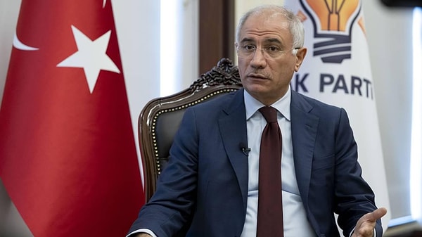 AK Parti Genel Başkanvekili Efkan Ala, NTV canlı yanında Instagram ve Roblox'a gelen erişim yasağı ile ilgili sorulara yanıt verdi.