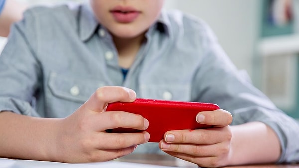 Kiralama hizmeti veren bir firma geçen yıl 1.000’in üzerinde akıllı telefonu kiraladığını açıkladı. Rakam şu an itibarıyla çok yüksek olmasa da ilgi giderek artıyor.