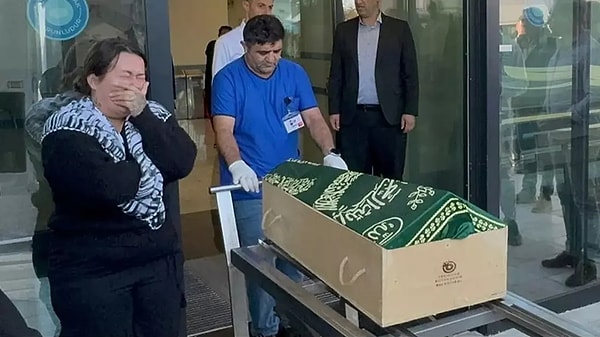 Teyze Elif Akyüz, Sıla bebek ve 5 yaşındaki ablasının velayetini alabilmek için bebek ölmeden önce Tekirdağ 4. Aile Mahkemesi'nde dava açmıştı.