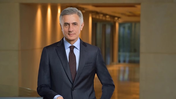 Recep Baştuğ Kimdir?